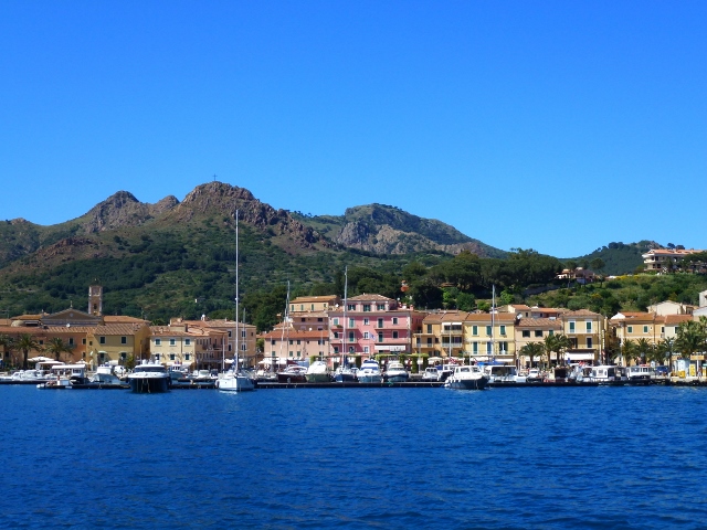 Porto Azzuro Harbour - living up to the name look at the blues