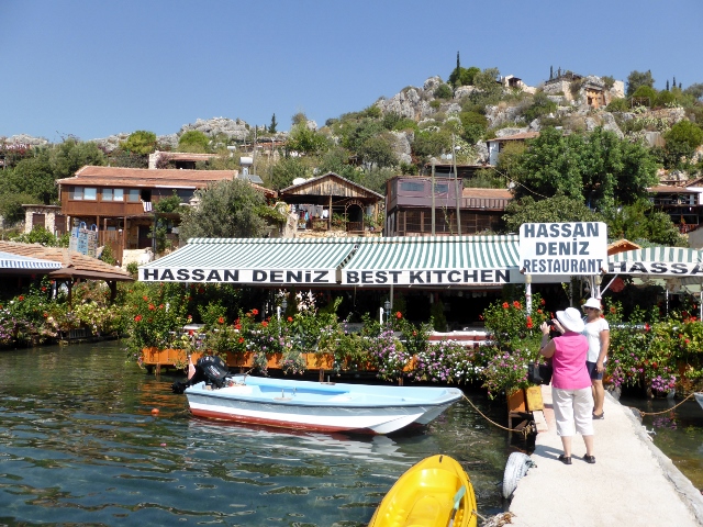 In Kale Koy, tie up to Hasan's, visit the castle, watch the turtles and have lunch.