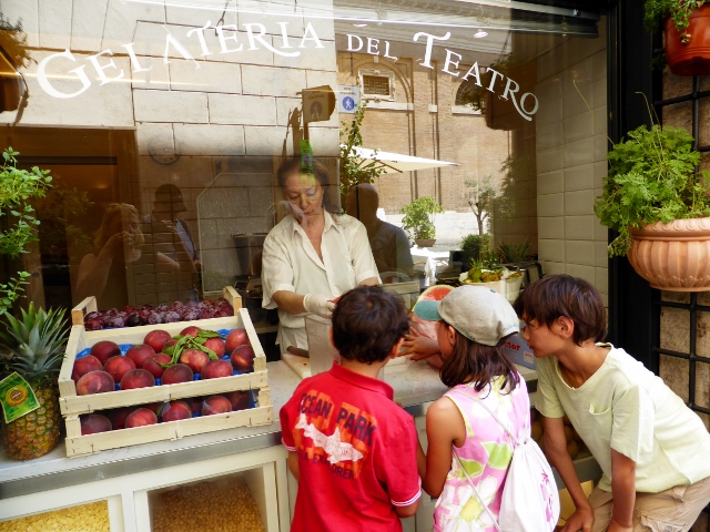 Gelateria del Teatro, watching them ready the fruit for the ices.